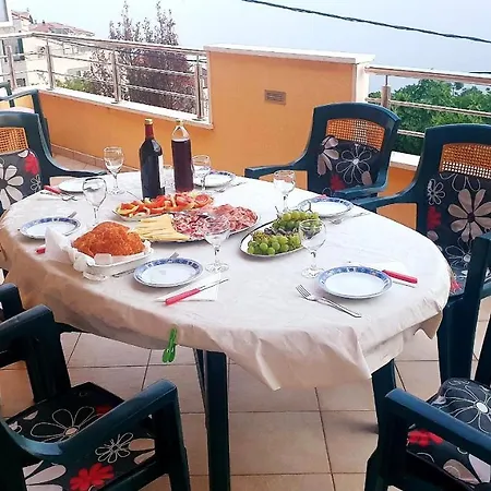 Appartement Seaview Tony With Grand Terrace